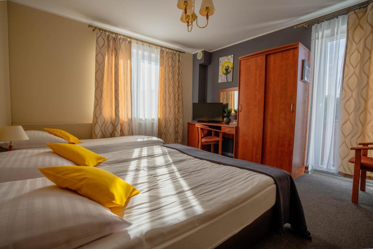Tramontana Family & Wellness Hotel Darlowko Exterior photo